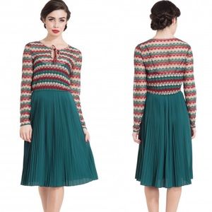 NWT Voodoo Vixen Iris 60s Green Pleated Midi Crochet Rockabilly Full Skirt SM